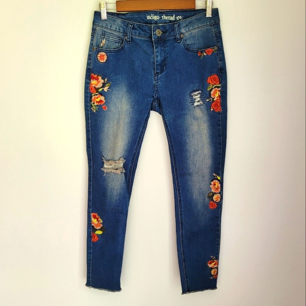Indigo Thread Co. | Floral Embroidered Skinny Jeans with Freyed Hem - Picture 2 of 5